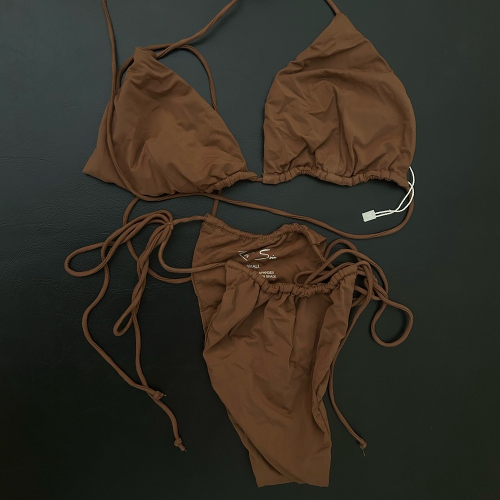 Riot Swim string bikini set. Size small. Mocha color.